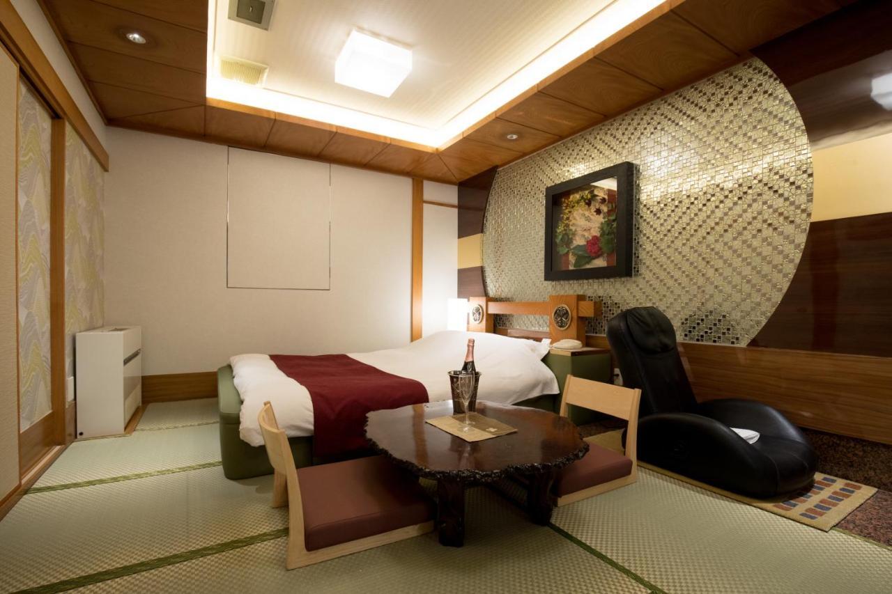 ホテルペリエ（大人専用） 2* 東京都